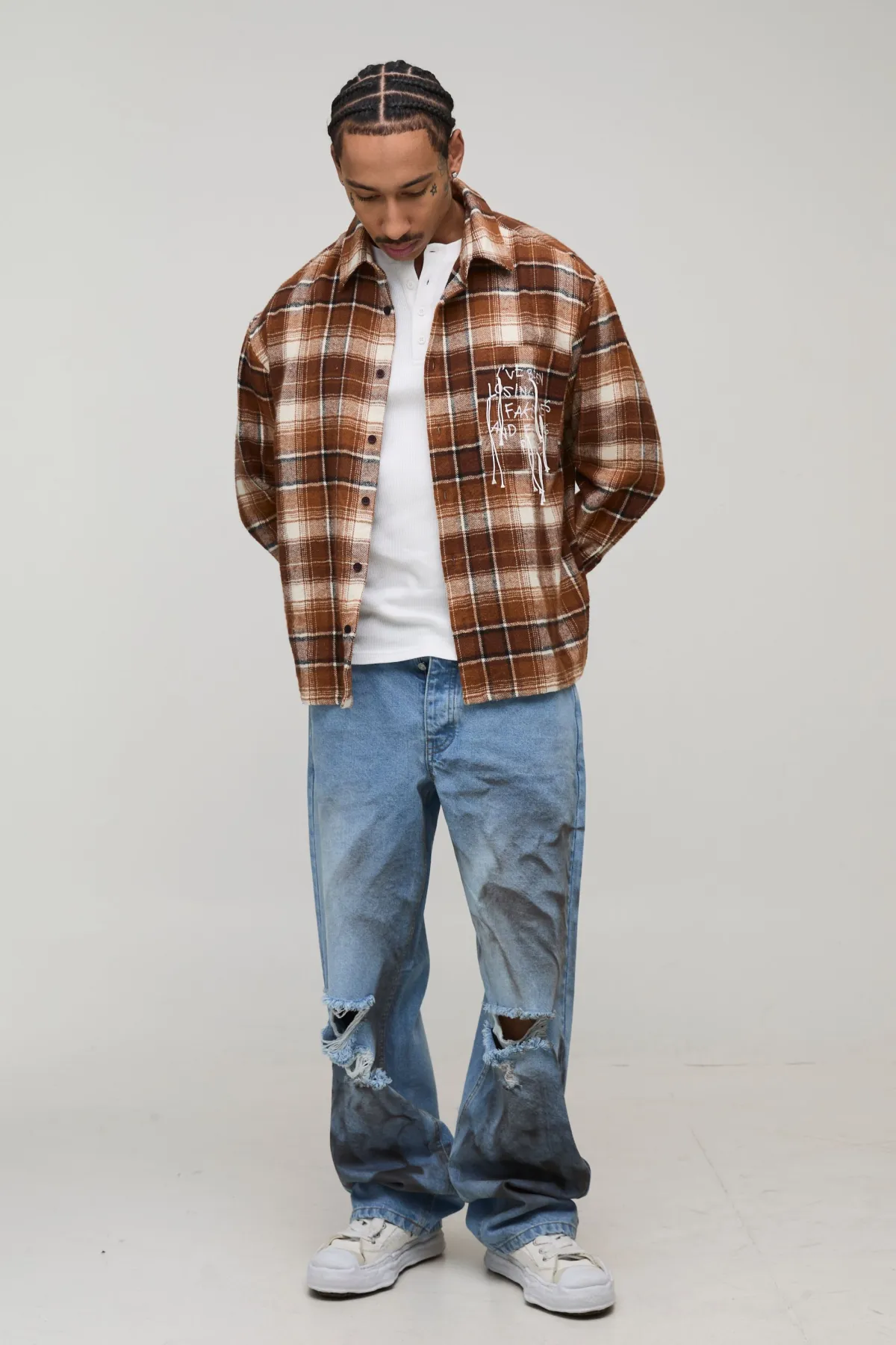 boohooMAN Jean Délavé à Genoux Déchirés Coupe Décontractée<Homme Denim|Denim