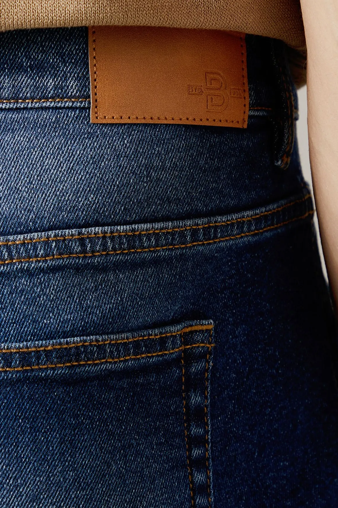 Jean Droit Stretch Coupe Droite Délavage Foncé