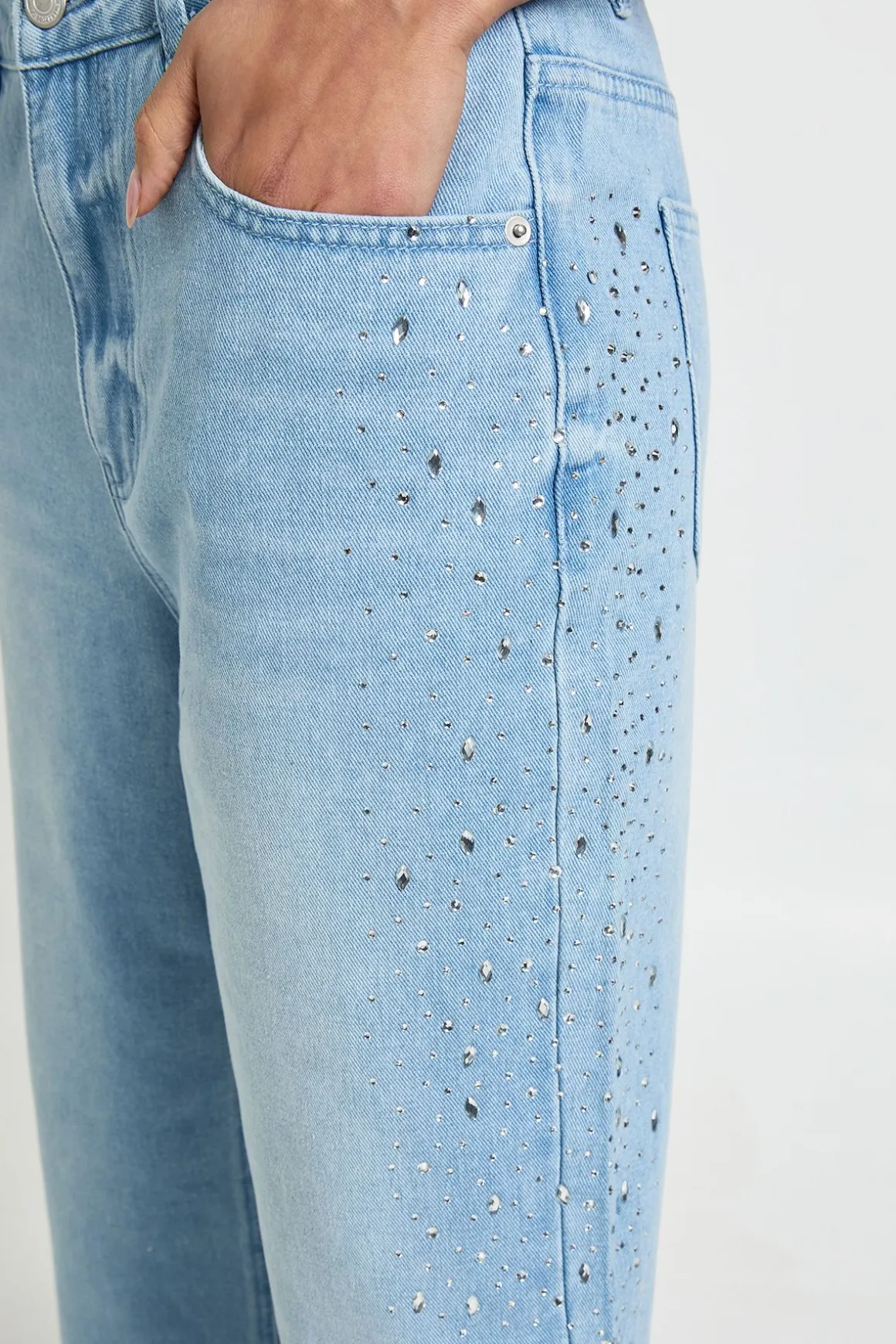Jean Droit Taille Haute Embelli