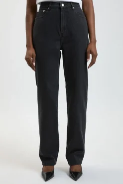 Jean Droit Taille Haute en Denim Rigide