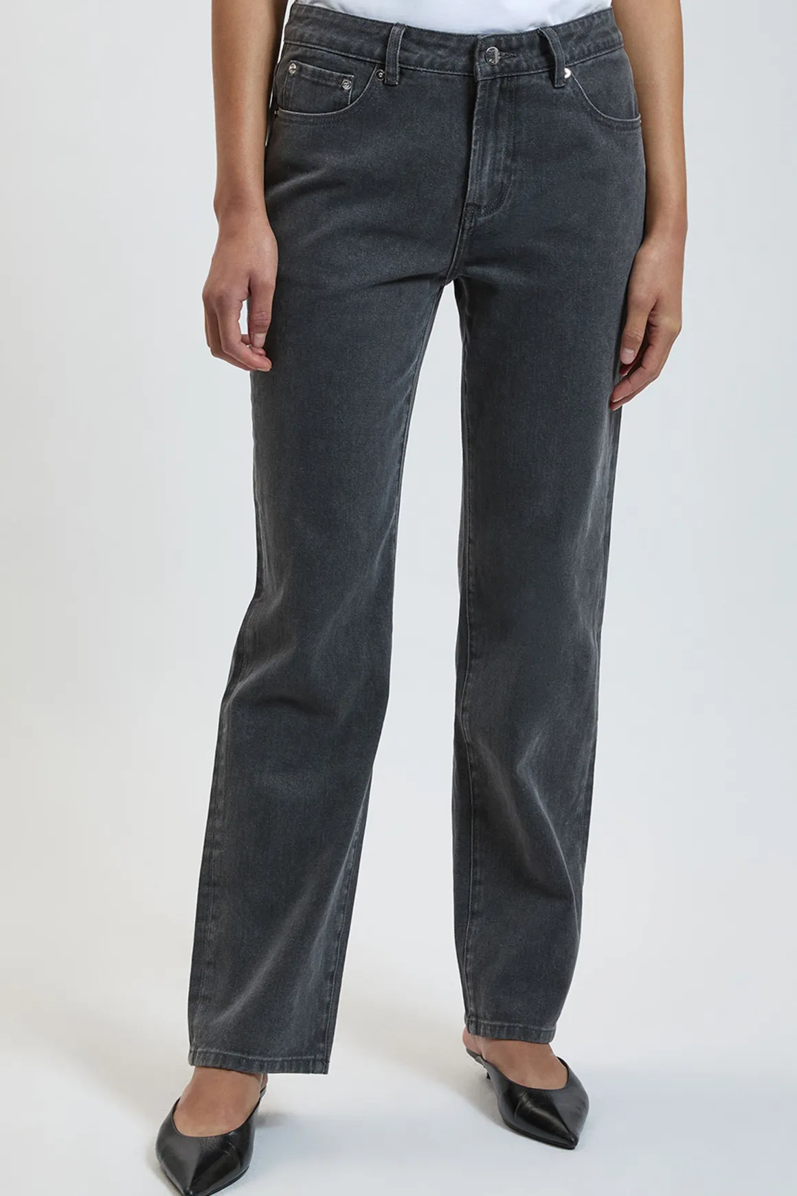 Jean Droit Taille Moyenne en Denim Rigide
