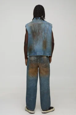 Jean en denim à coupe décontractée, orné de clous et d’ornements