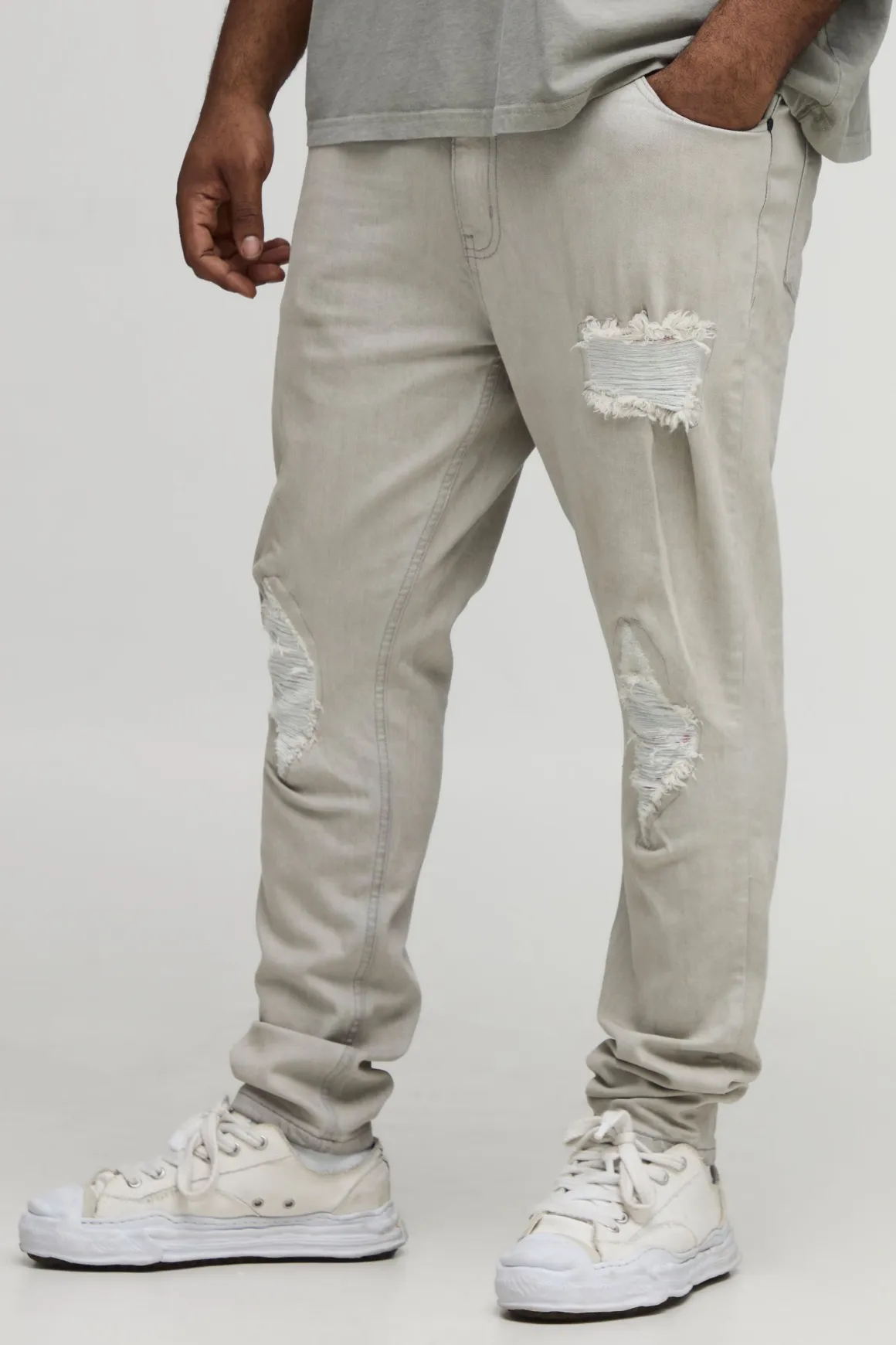 Jean en Denim Plus Coupe Skinny avec Déchirures & Réparations Brodées