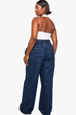 boohoo JEAN EN DENIM PLUS À JAMBE LARGE, DOS ÉLASTIQUÉ, CEINTURE À BOUCLE<Femme Denim|Jeans