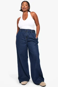 boohoo JEAN EN DENIM PLUS À JAMBE LARGE, DOS ÉLASTIQUÉ, CEINTURE À BOUCLE<Femme Denim|Jeans