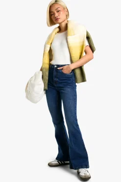 Jean flare effet push-up coupe skinny