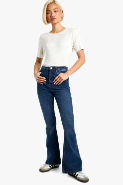 Jean flare effet push-up coupe skinny