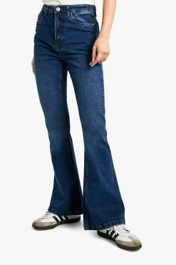 Jean flare effet push-up coupe skinny