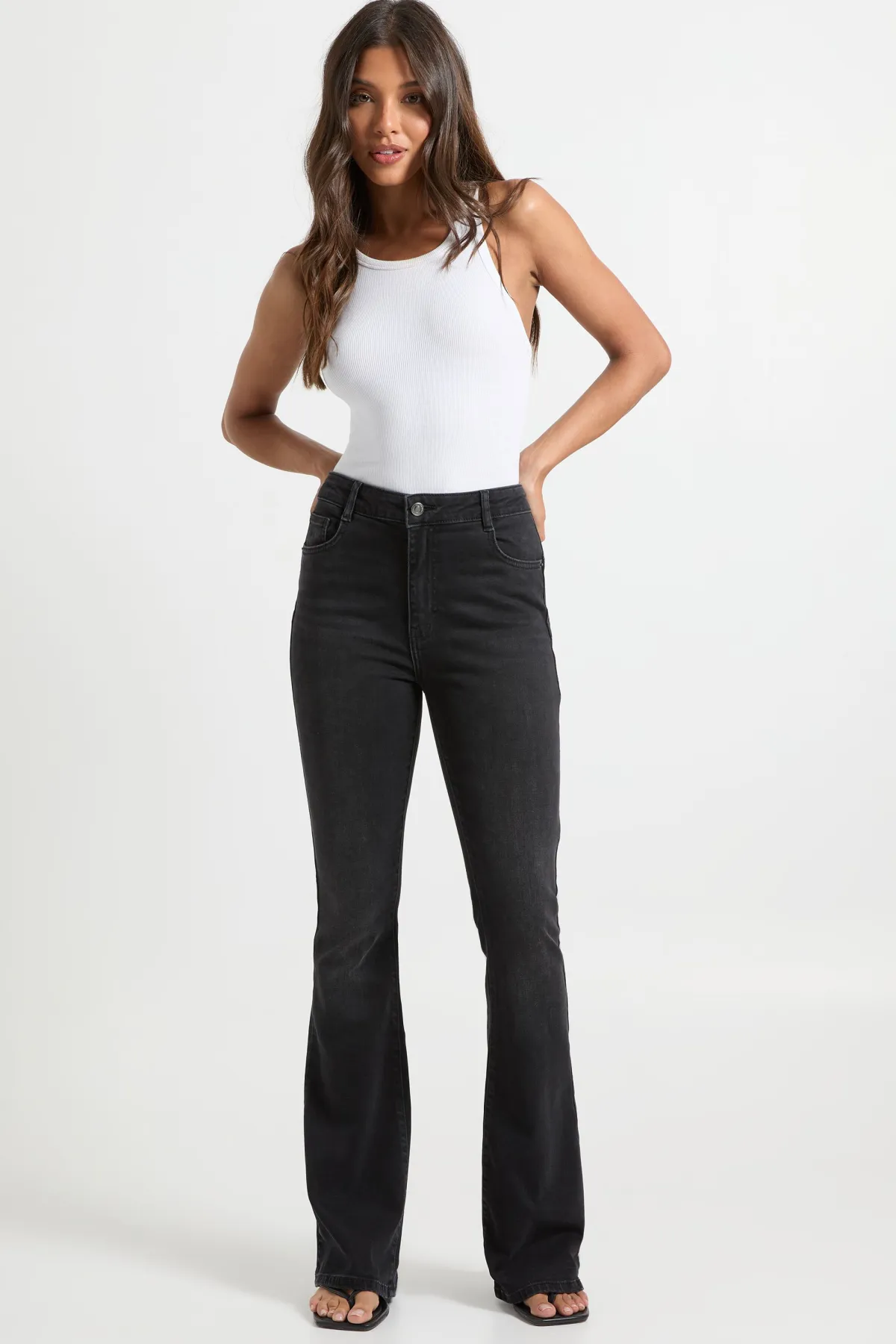 boohoo Jean flare taille haute sublimant les fesses<Femme Denim|Jeans