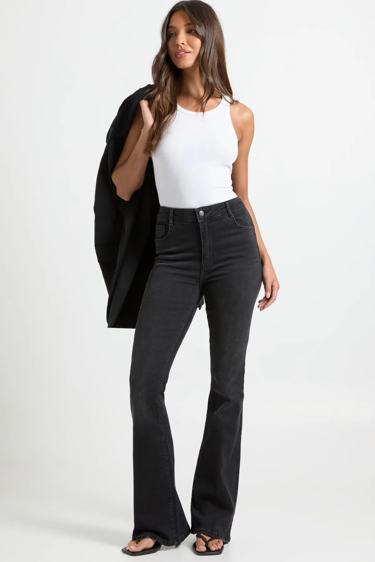 boohoo Jean flare taille haute sublimant les fesses<Femme Denim|Jeans