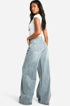 Jean grande taille à ceinture brute et jambes larges