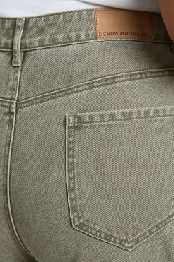 Jean Grande Taille Taille Haute Jambe Droite Avec Revers