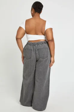 Jean à jambe large avec nouage élastique à l'arrière