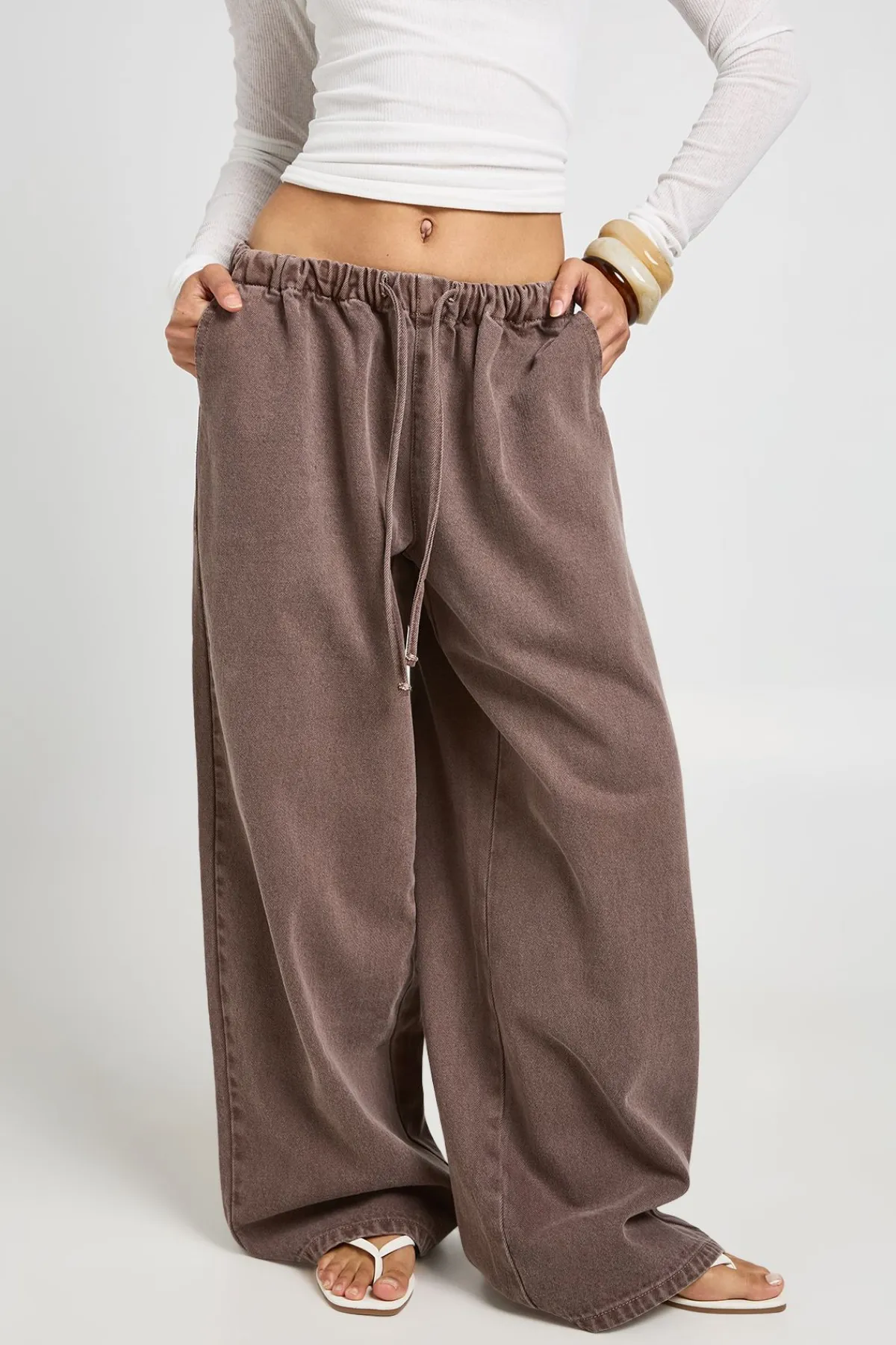 boohoo Jean Jambe Large À Taille Élastiquée<Femme Looks Chocolat|Denim