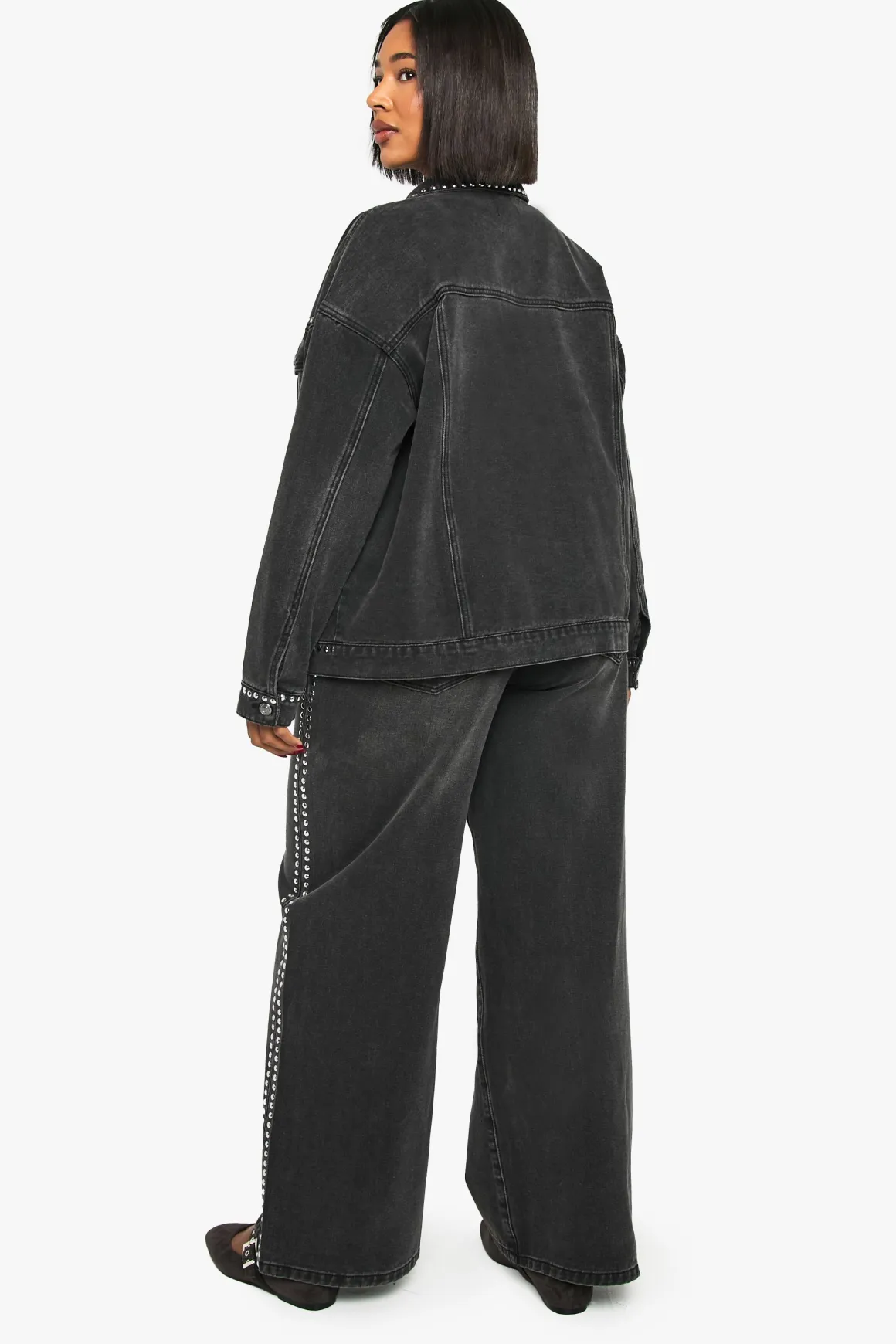 Jean à jambes larges clouté Plus