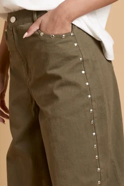 Jean À Jambe Tonneau Avec Détails De Clous Premium