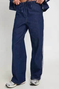 Jean Large À Taille Élastiquée Avec Détail Rayé