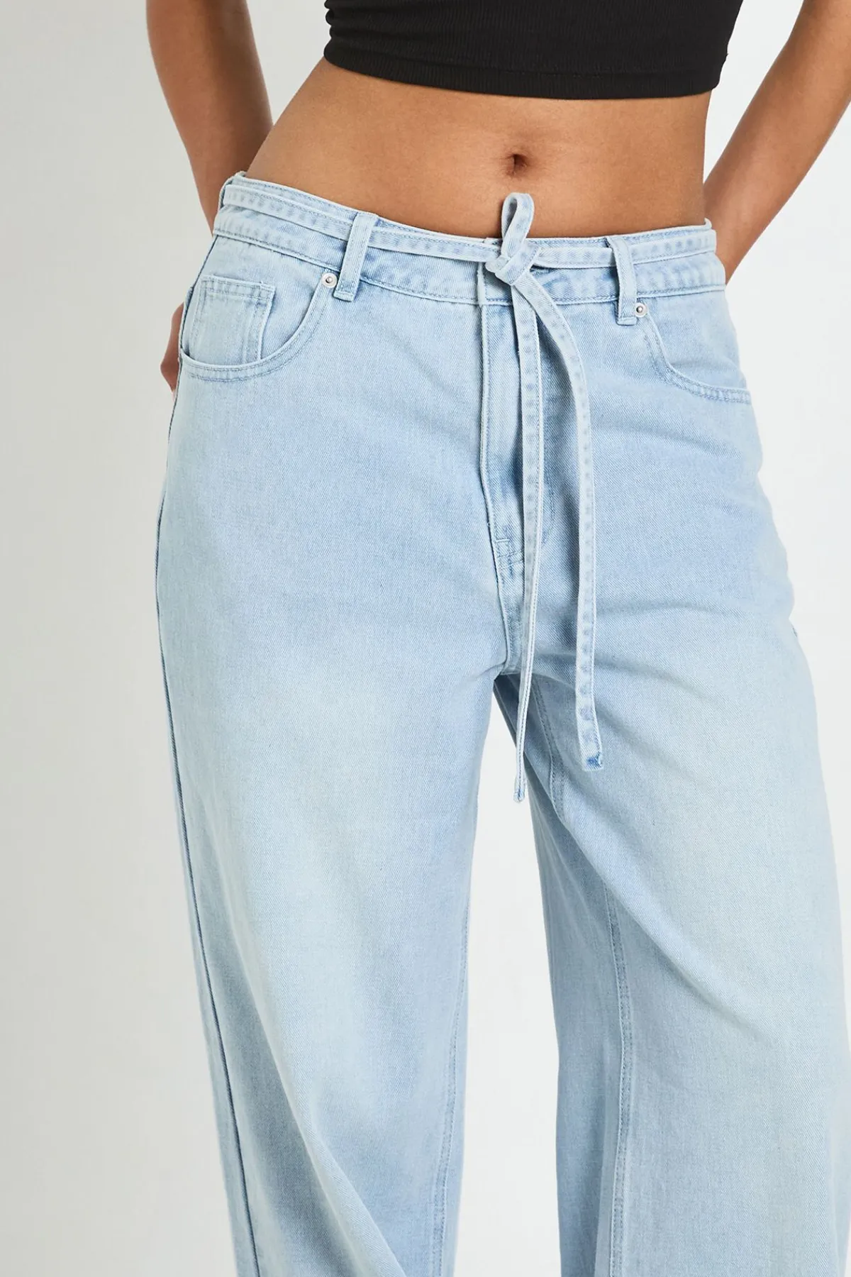 boohoo Jean Large À Taille Nouée<Femme Denim|Jeans