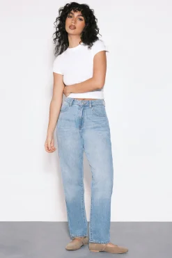 Jean Mom Basique à Taille Haute