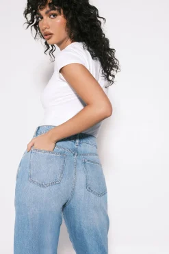 Jean Mom Basique à Taille Haute