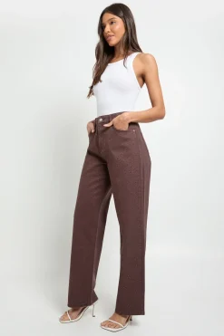 Jean orné à taille haute et à jambes larges