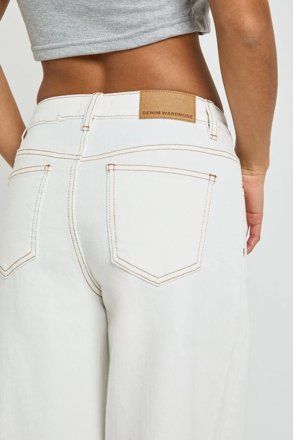 Jean Petite Taille Haute Jambes Larges avec Revers