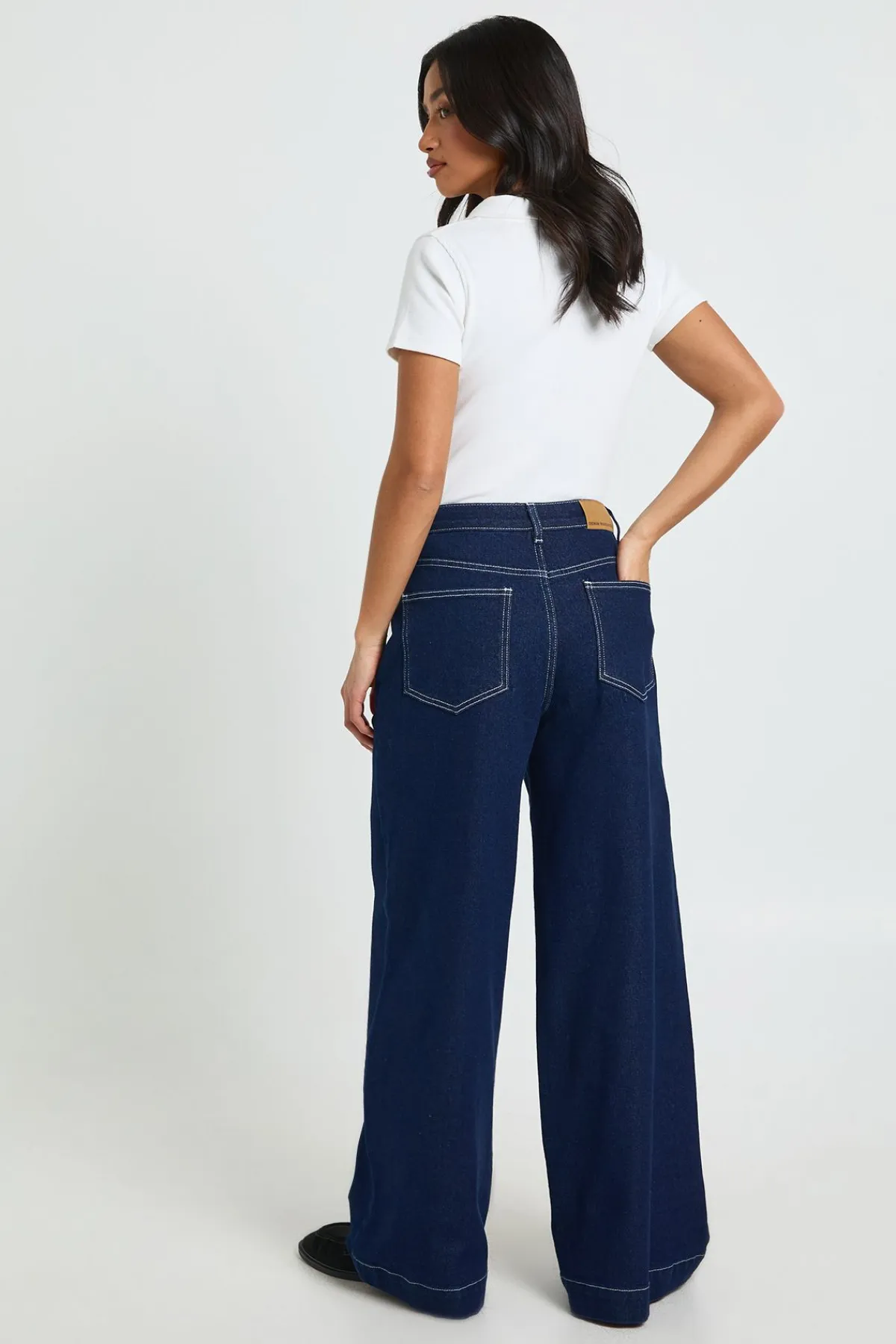 boohoo Jean Petite Taille Haute à Poches Avant et Jambes Larges<Femme Denim|Jeans