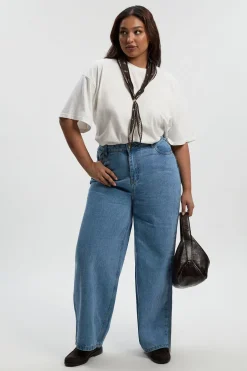Jean Plus Taille Haute Sculptant le Fessier et Jambe Large
