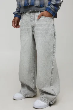 Jeans basique à coupe parachute