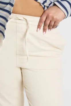 Jeans grande taille à taille élastique avec cordon de serrage et jambes larges