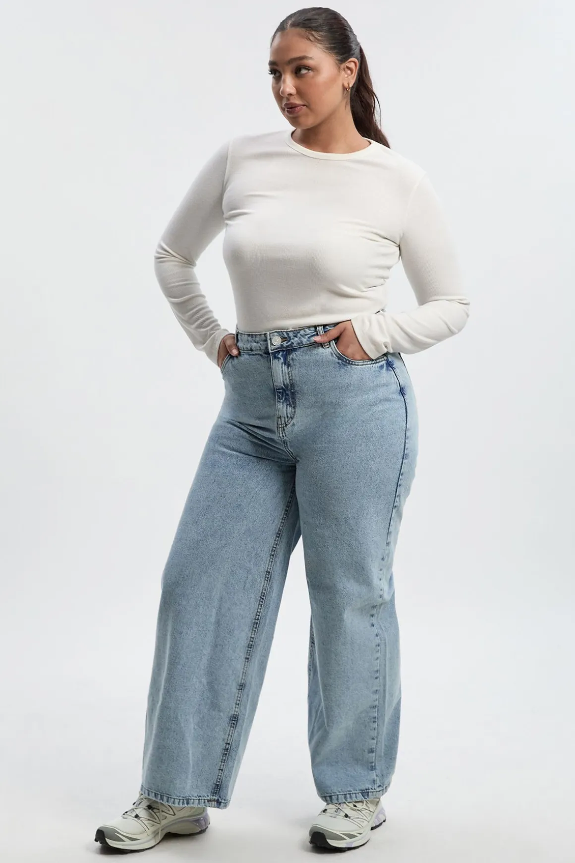 Jeans à jambe droite Boohoo Basics Plus