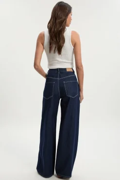 boohoo Jean skateur coupe ample à taille moyenne<Femme Denim|Jeans