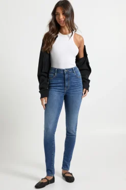 boohoo Jean skinny taille haute sculptant les fessiers<Femme Denim|Jeans