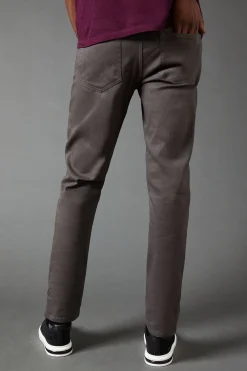 Jean Slim Fit en Sergé Stretch Gris Foncé
