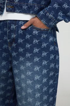 boohooMAN Jeans monogrammés lavés, coupe ample<Homme Denim|Denim