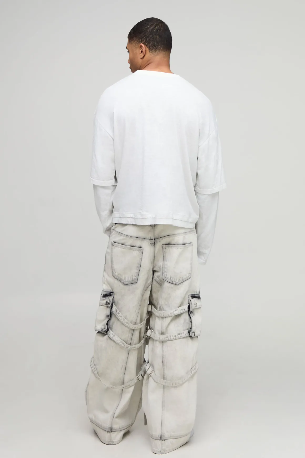 Jeans multi-cargo super baggy, extrêmement délavés