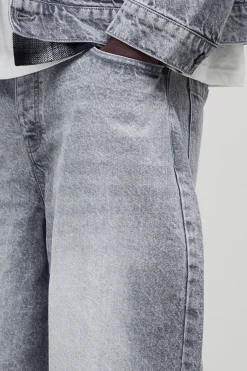 Jeans Super Baggy Délavés et Brodés Dart