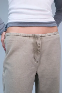 Jean Taille Basse Avec Détail Taille Découpée Et Jambe Large