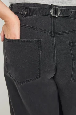 Jean Taille Haute Cintrée Coupe Ample Grande Taille Avec Ajusteur