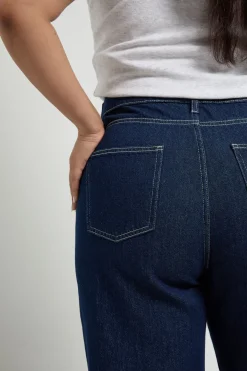 boohoo Jean Taille Haute Coupe Droite Plus Basics<Femme Denim|Jeans
