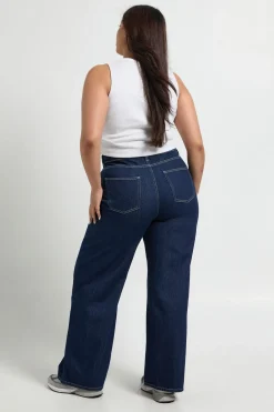 boohoo Jean Taille Haute Coupe Droite Plus Basics<Femme Denim|Jeans