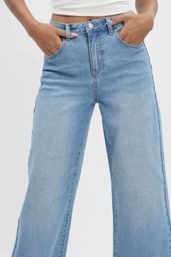 Jean taille haute à jambe droite avec ourlet retroussé