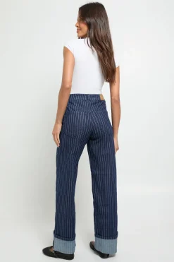Jean à taille haute à rayures, ourlet retroussé et jambe large