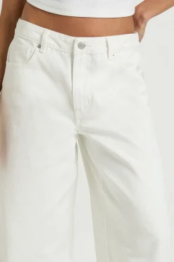Jean À Taille Mi-haute Avec Détails De Coutures Et Jambe Barrel