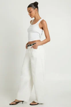 Jean À Taille Mi-haute Avec Détails De Coutures Et Jambe Barrel