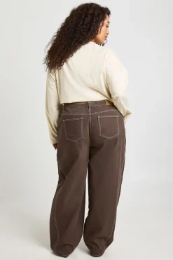 boohoo Jean Taille Mi-haute Coupe Barrel Grande Taille<Femme Looks Chocolat|Denim