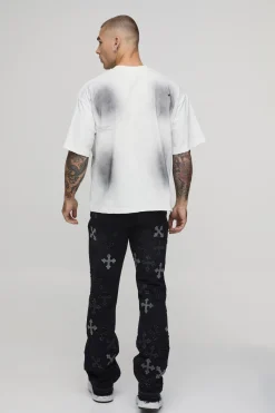 boohooMAN Jean Évasé Empilé À Gousset Appliqué Vieilli Et Ourlet Brut<Homme Denim|Denim