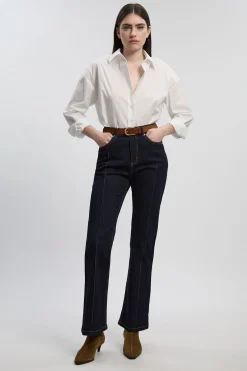 Jean Évasé en Denim Stretch avec Plis Piqués