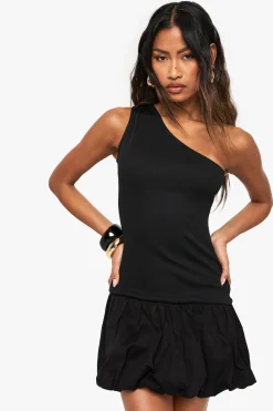boohoo Jersey côtelé en mélange de coton, mini robe puffball à une épaule<Femme Robes Patineuses|Robes
