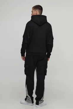 boohooMAN Jogger Cargo à coupe régulière, ourlet brut et empiècement<Homme Joggings|Jogging